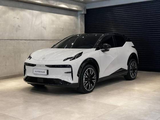 ZEEKR X 66 KW ELÉTRICO FLAGSHIP AWD ZEEKR X 66 KW ELÉTRICO FLAGSHIP AWD